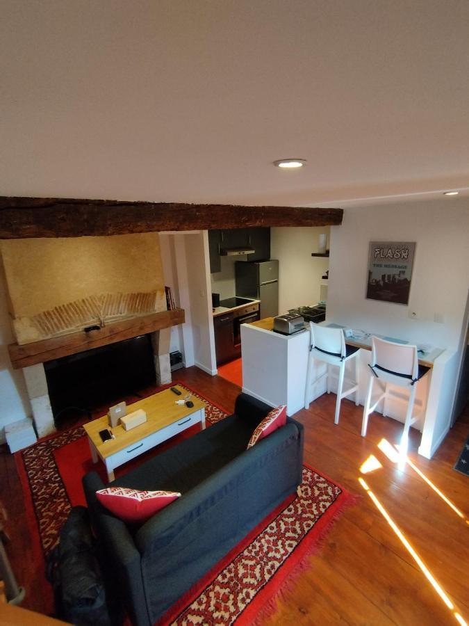 Appartamento Studio Duplex Au Coeur Du Quartier Historique! Bergerac Esterno foto